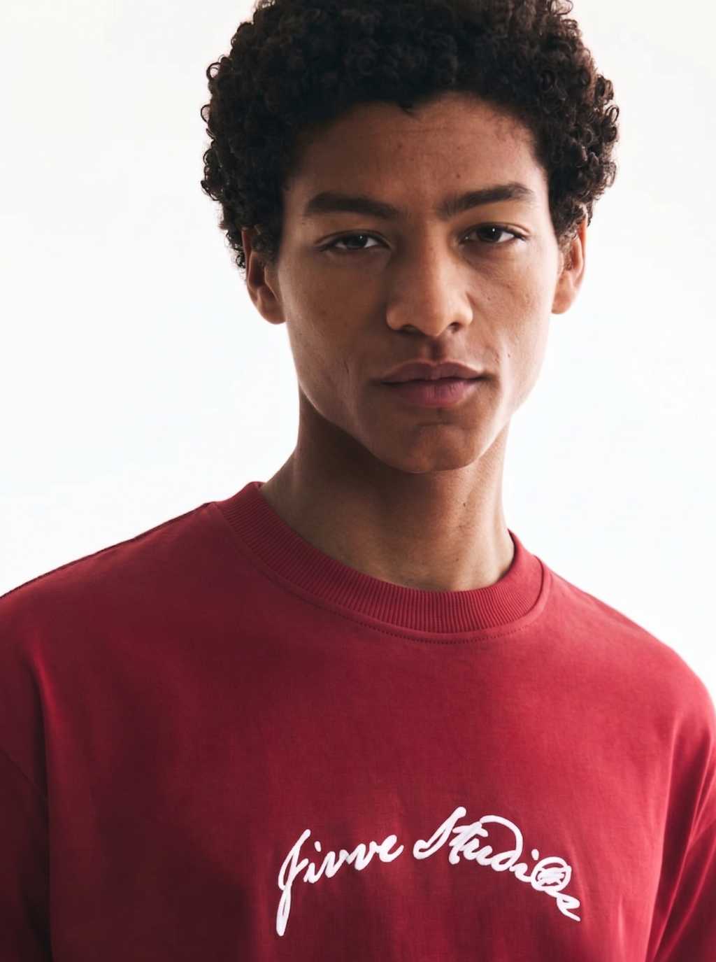 SIGNATURE RED TEE